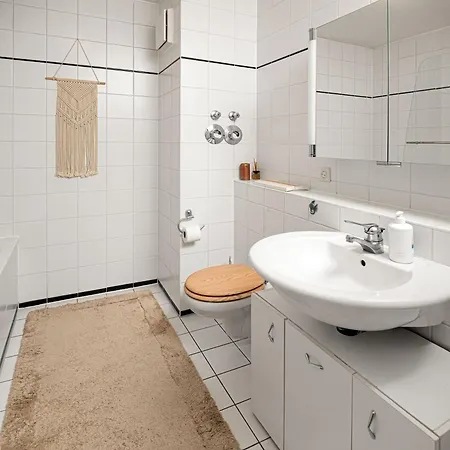 Toy Fair & Biofach דירה *